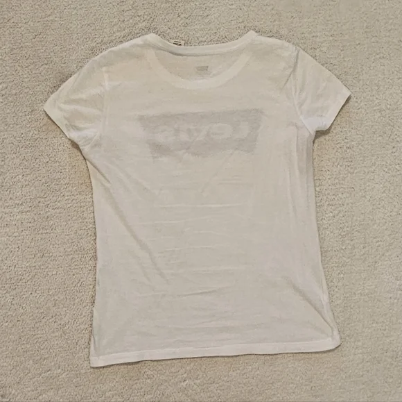 Levi's White Short-Sleeve Tee with Red Logo Size XS Casual Streetwear - Picture 5 of 7